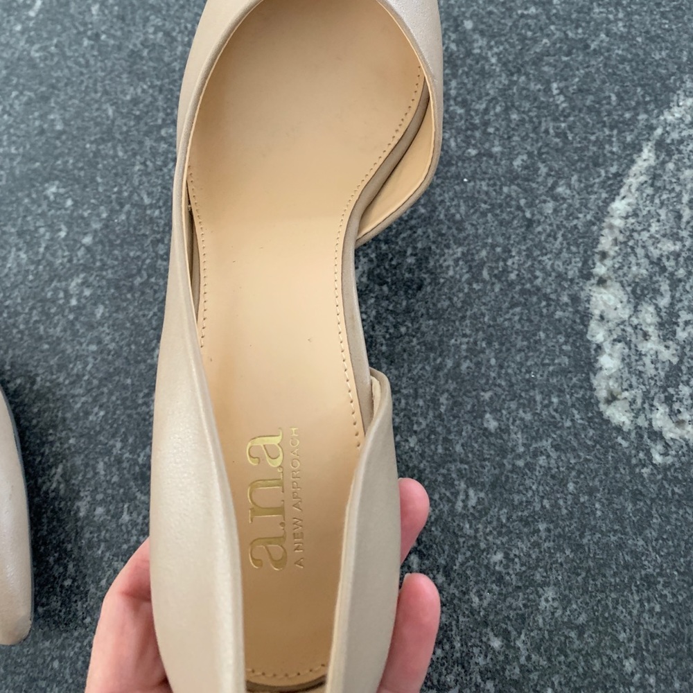 Women’s a.n.a beige pumps size 9